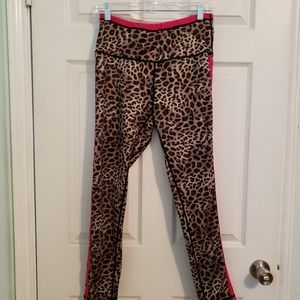 Ruby Ribbon Athletic pants and matching sports bra